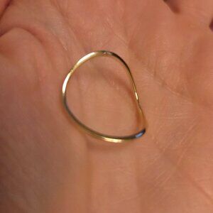 Mejuri figure stacker ring